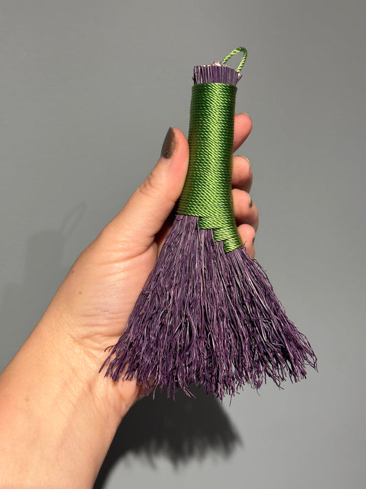 Mini Whisk Broom - Sprite